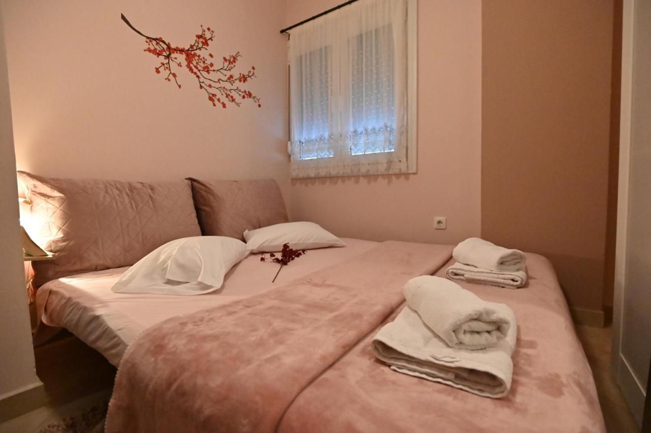 Cozy Apartment Νear Nea Paralia Of Thessaloníki Eksteriør billede